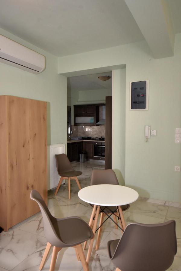 Apostolias Apartments 볼로스 외부 사진